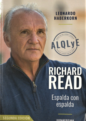 Richard Read : Espalda con espalda