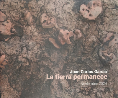 La tierra permanece