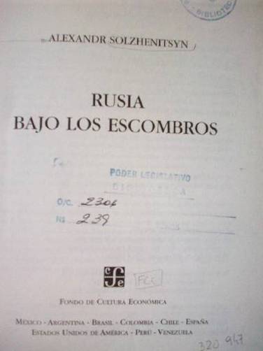 Rusia bajo los escombros