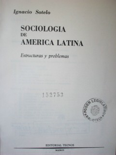 Sociología de América Latina : estructuras y problemas