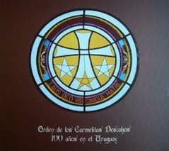 Orden de los Carmelitas Descalzos : 100 años en el Uruguay